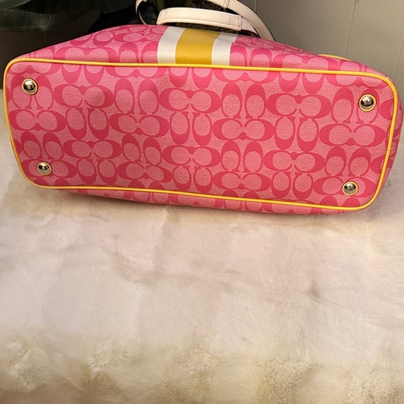 Authentic Coach Pink and Yellow Tote Bag l Excellent Condition - Picture 2 of 5